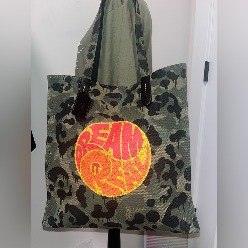 Coach Limited Edition Extremely RARE DREAM IT REAL Tote